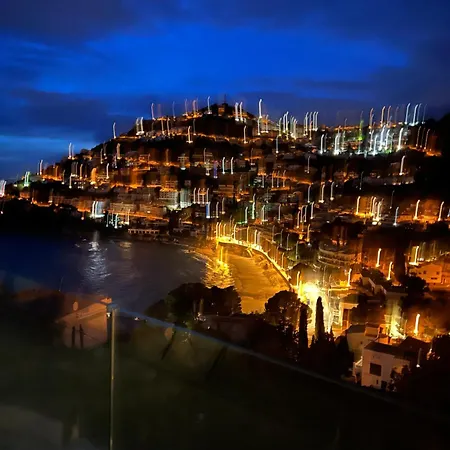 Castell Blau *