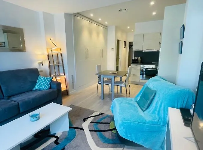 Apartamento Castell Blau *
