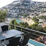 Appartement Castell Blau Roses