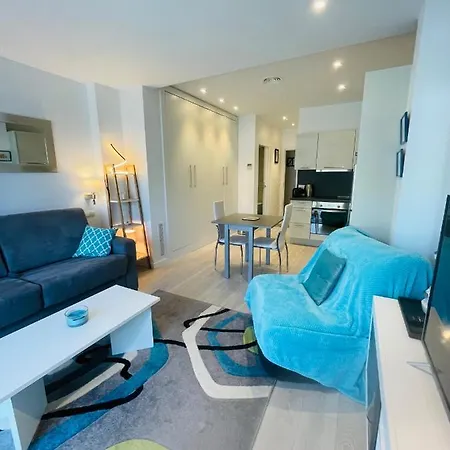 Apartment Castell Blau *