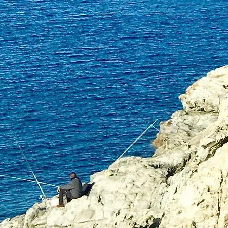 公寓 Castell Blau *