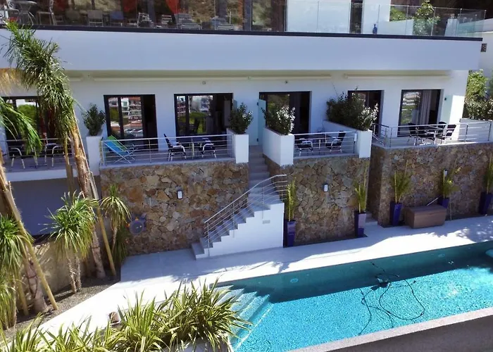 Castell Blau * ロザス